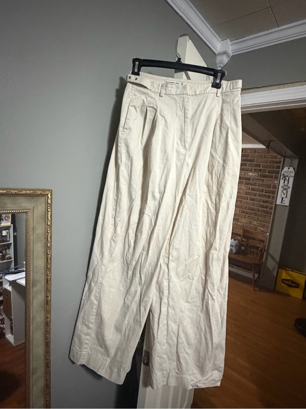 Abercrombie & Fitch Cream Wide-Leg Dress Pants